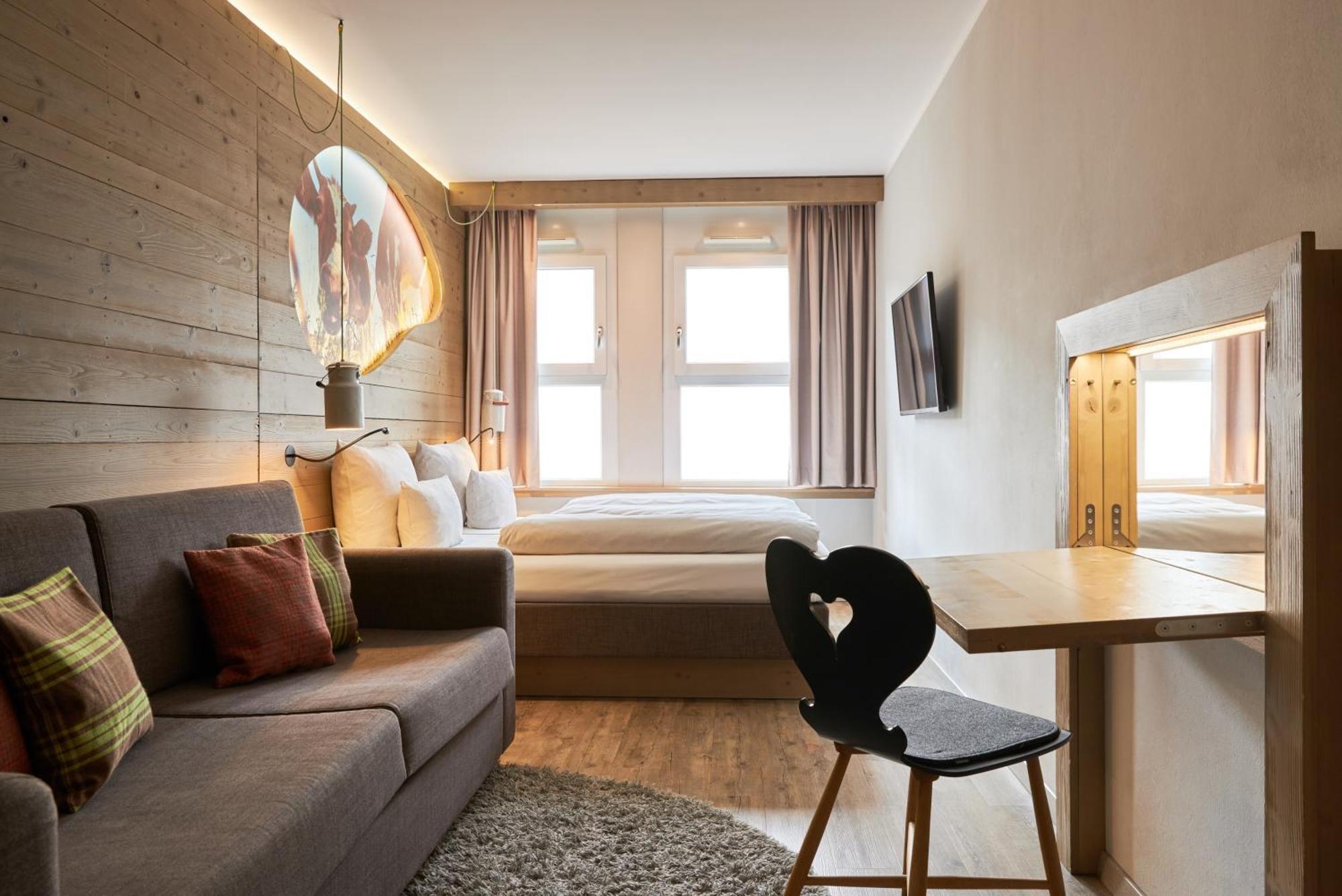 Hotel Cocoon Hauptbahnhof 4*